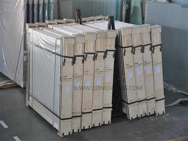 Grey Laminated Glass-AS/NZS 2208: 1996, CE, ISO 9002
