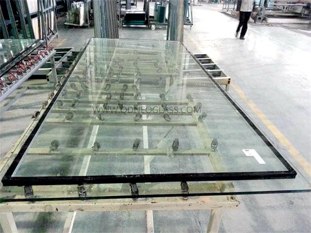 Stepped Laminated Glass(IGU)-AS/NZS 2208: 1996, CE, ISO 9002