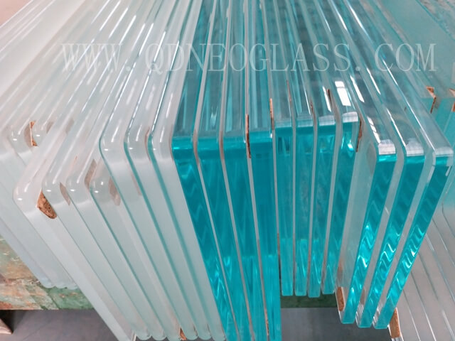 Tempered Showcase Glass