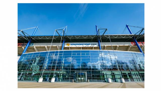Pilkington Activ ™ cleans up in Europe