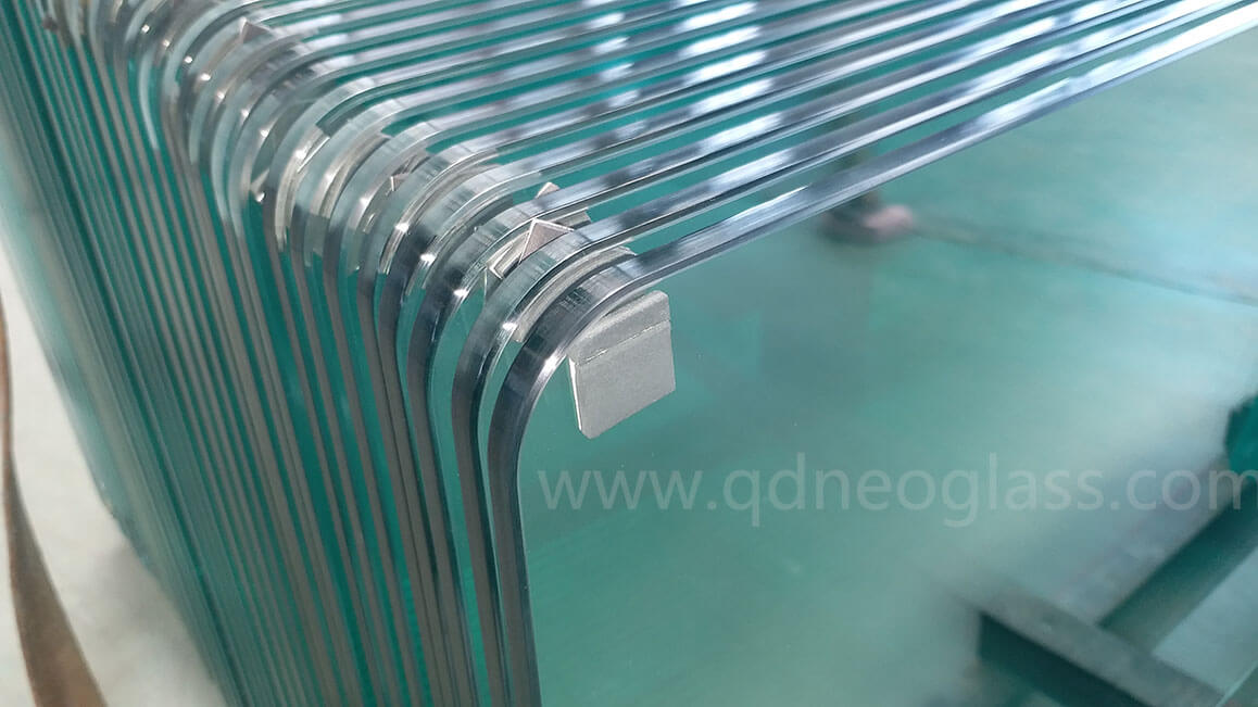 Polished Tempered Glass With Round Corners 3